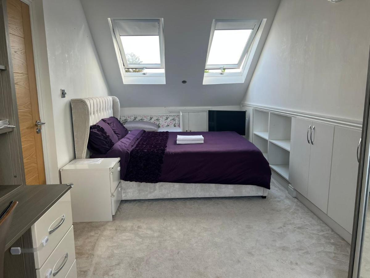 Deluxe Homestay Near Tottenham Hotspur Stadium London Exteriör bild