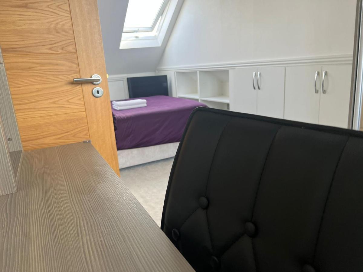 Deluxe Homestay Near Tottenham Hotspur Stadium London Exteriör bild